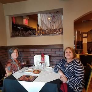 Meet your Posher, Yoli